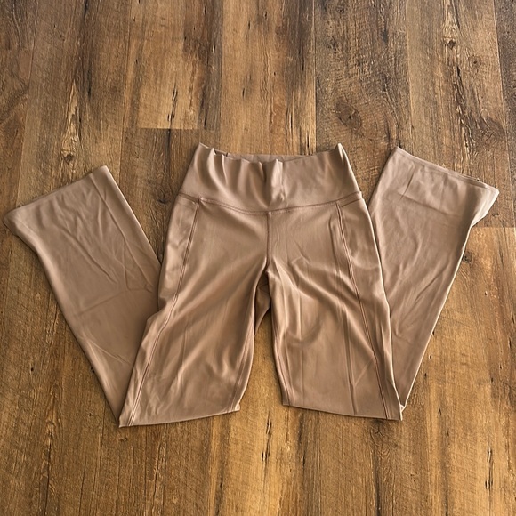 Athleta | Transcend High Rise Stash Straight Crop (EUC) - Picture 4 of 5